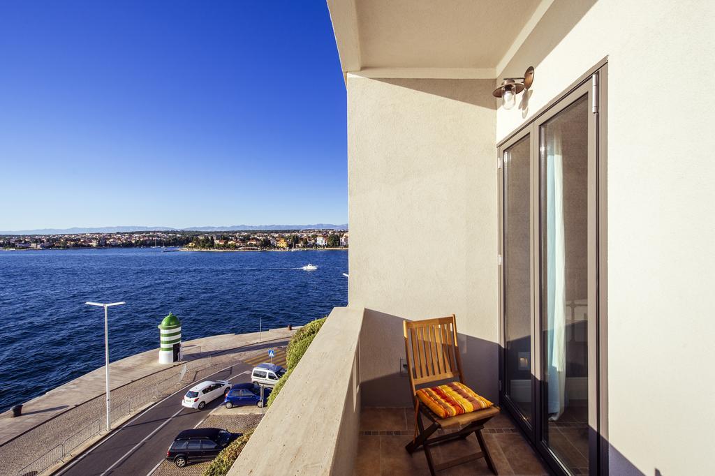 Luxury Residence Zara Esterno foto