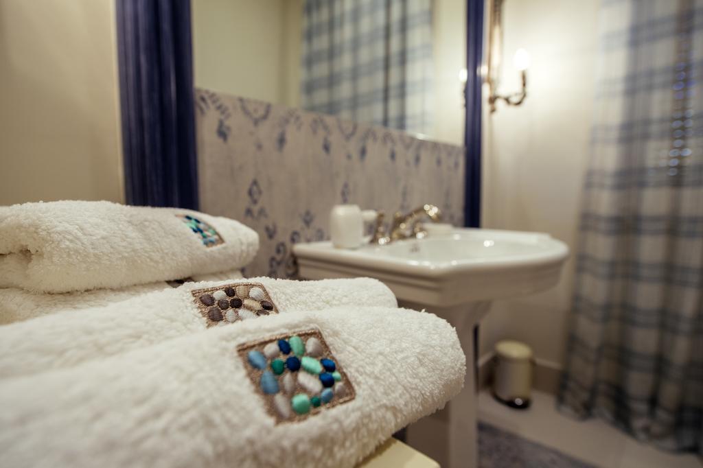 Luxury Residence Zara Esterno foto