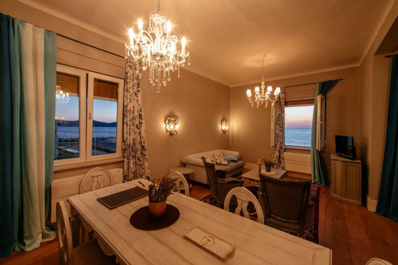 Luxury Residence Zara Esterno foto